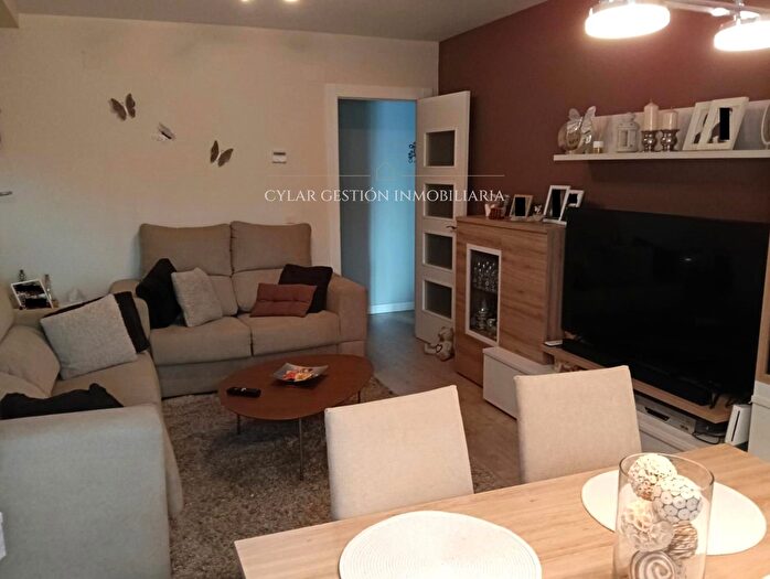 Piso en venta en Santa Marta de Tormes, Salamanca de 3 habitaciones