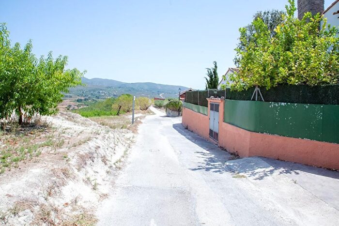 Casa en venta en Benicolet, Valencia de 3 habitaciones