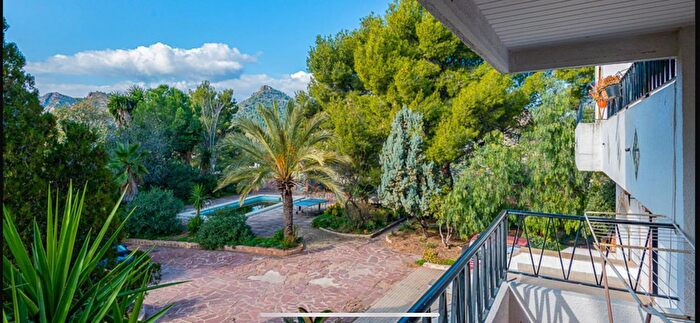 Casas en venta y pisos alquiler - 3