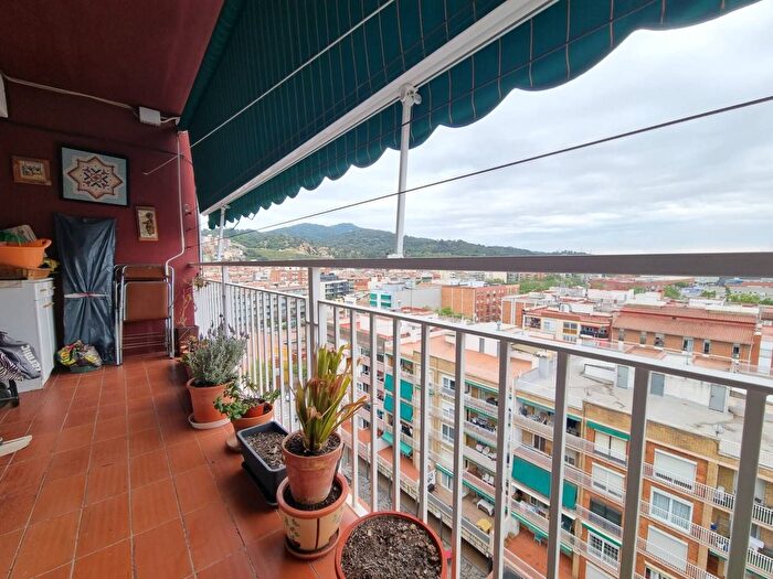 Piso en venta en Molins de Rei, Barcelona de 3 habitaciones