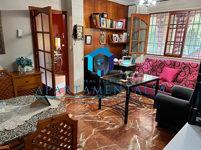 Casas en venta y pisos alquiler - 3