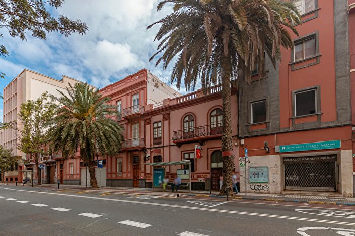 Casas en venta y pisos alquiler - 2
