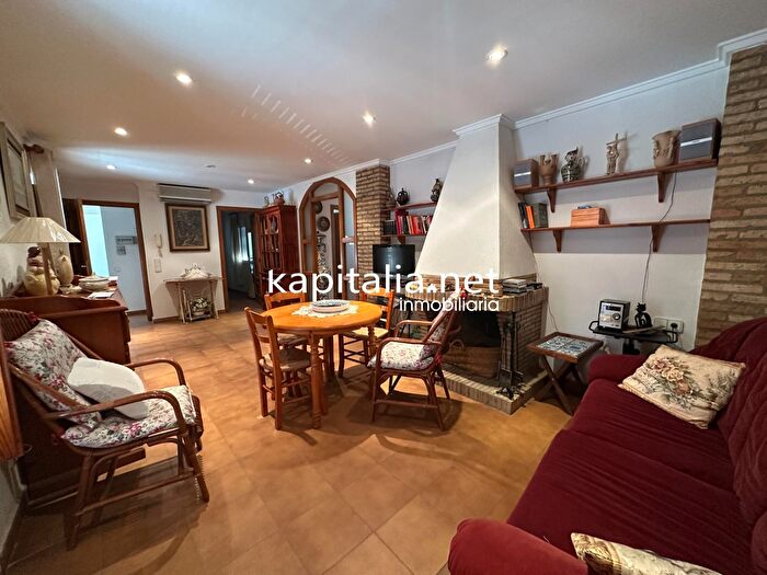 Casa en venta en Montaverner, Valencia de 4 habitaciones