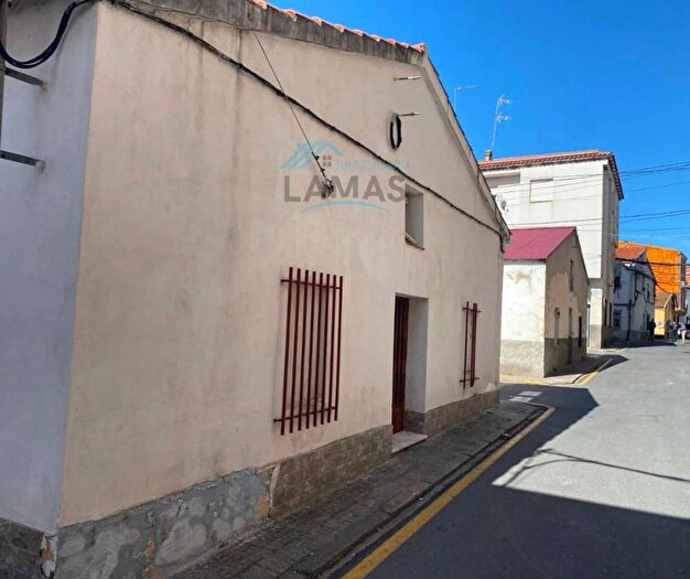 Casas en venta y pisos alquiler - 3