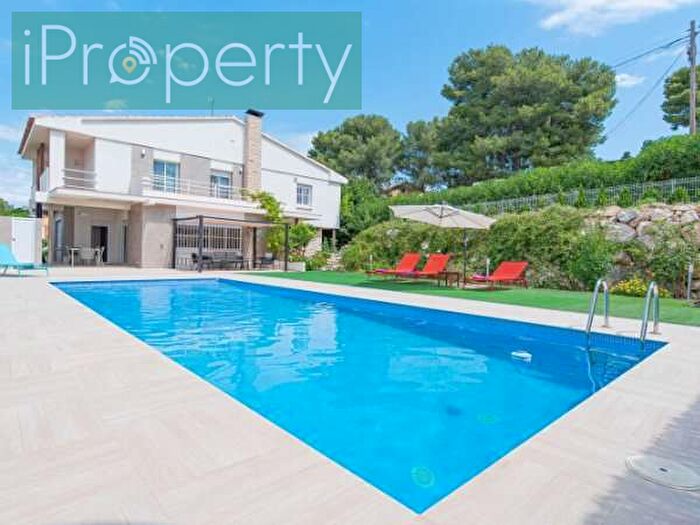 Casa en venta en Centre, El Vendrell de 5 habitaciones