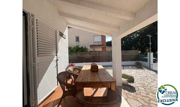 Casa en venta en Nord, Roses de 3 habitaciones