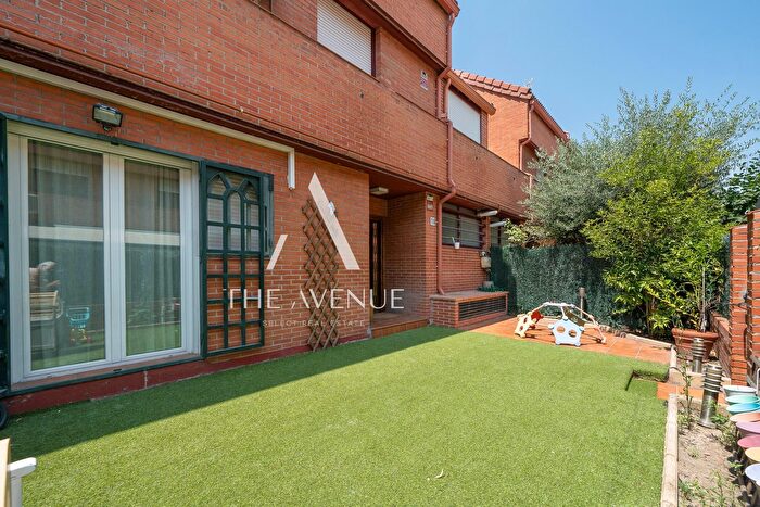 Casas en venta y pisos alquiler - 1