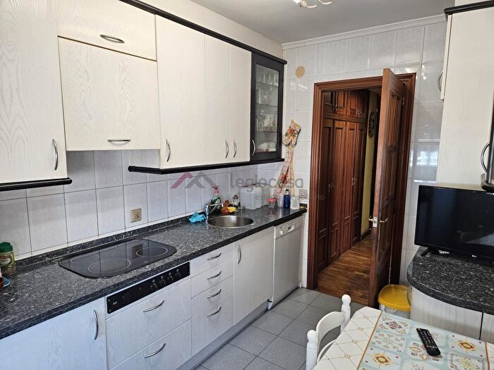 Casas en venta y pisos alquiler - 2