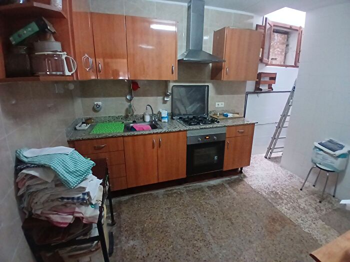Casas en venta y pisos alquiler - 2