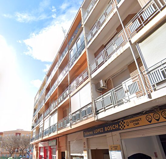 Casas en venta y pisos alquiler - 2