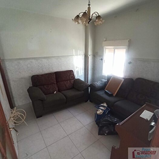 Casa en venta en Torredonjimeno, Jaén de 3 habitaciones