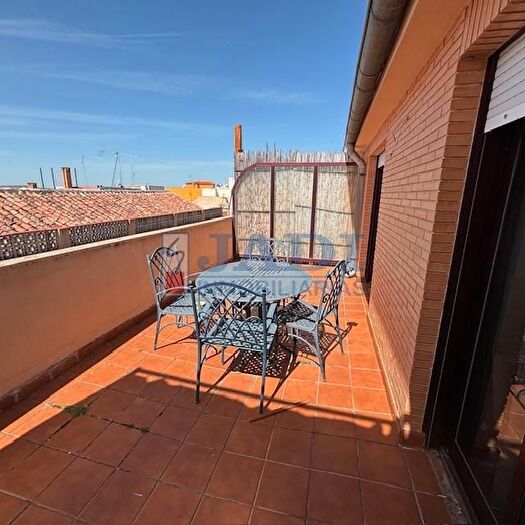 Piso en venta en Valdepeñas, Ciudad Real de 4 habitaciones