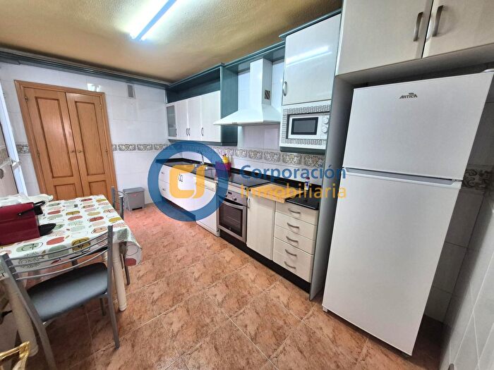 Casas en venta y pisos alquiler - 2