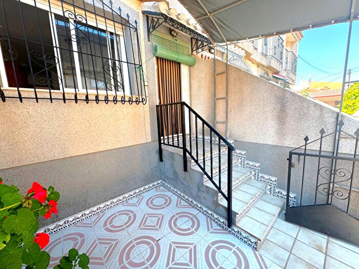 Casas en venta y pisos alquiler - 2