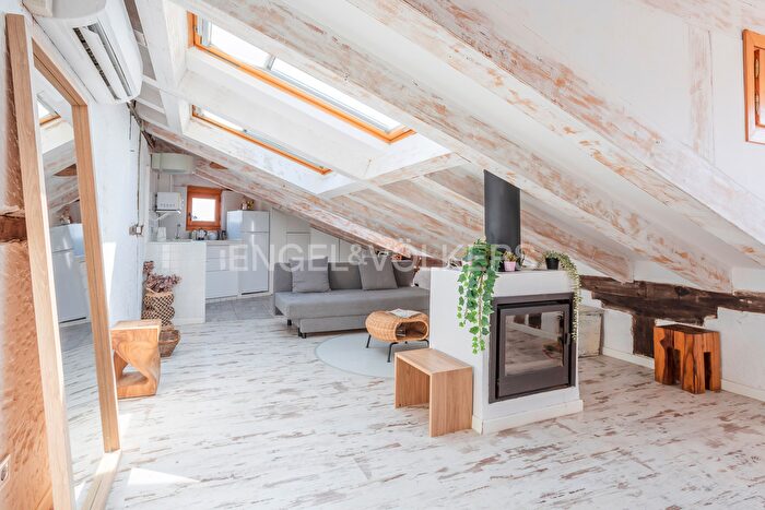 Casas en venta y pisos alquiler - 2