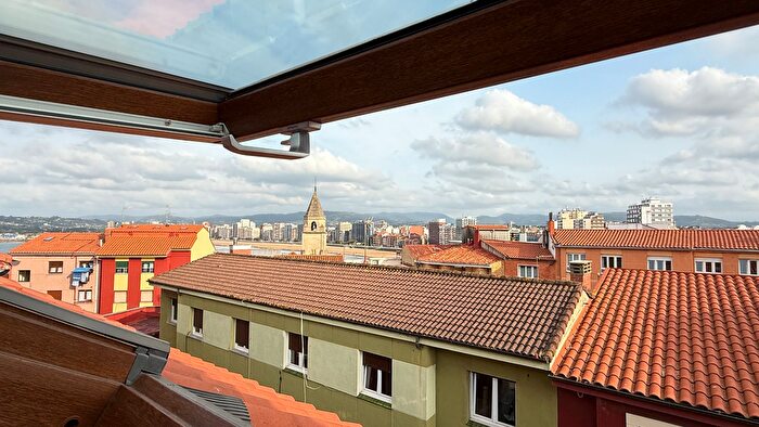 Casas en venta y pisos alquiler - 1
