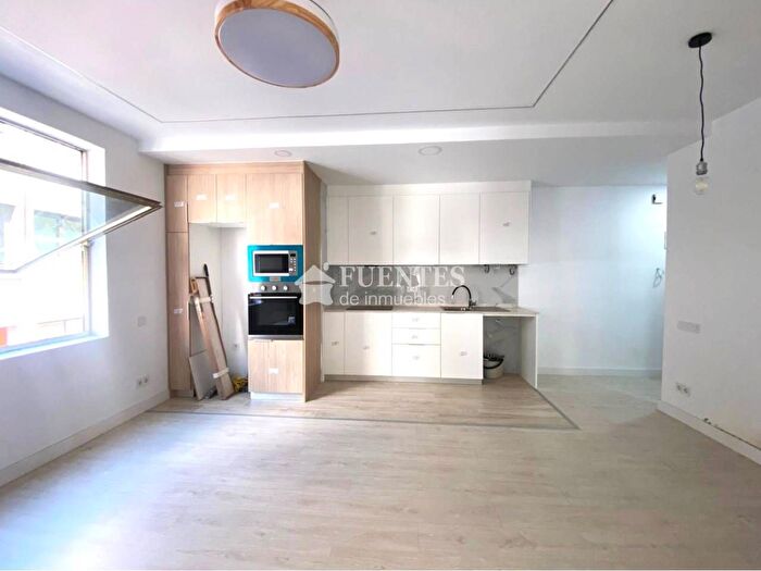 Casas en venta y pisos alquiler - 3