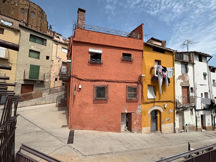 Casa en venta en Balaguer, Lleida de 5 habitaciones