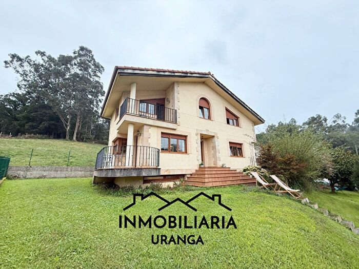Casas en venta y pisos alquiler - 1