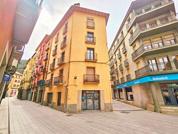 Casas en venta y pisos alquiler - 2