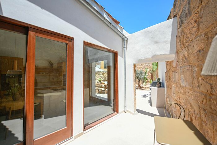 Casas en venta y pisos alquiler - 2