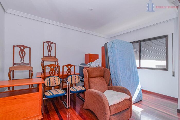 Casas en venta y pisos alquiler - 2