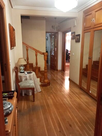 Casas en venta y pisos alquiler - 2