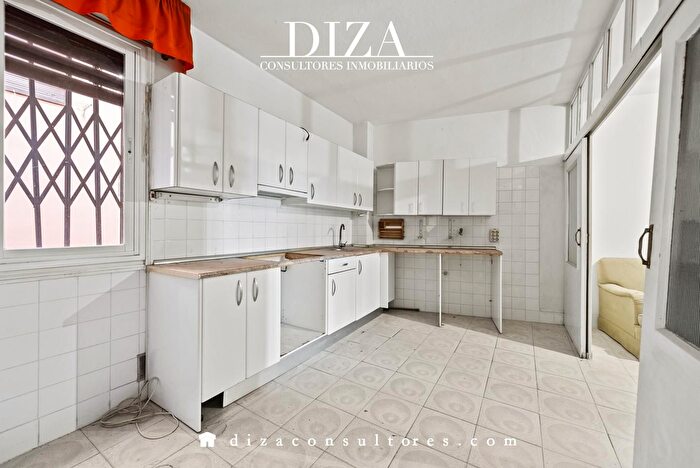Casas en venta y pisos alquiler - 2