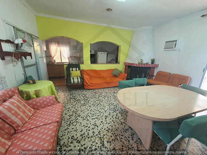 Casas en venta y pisos alquiler - 2