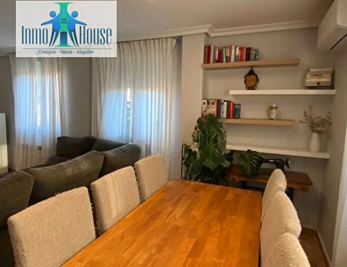 Casas en venta y pisos alquiler - 3
