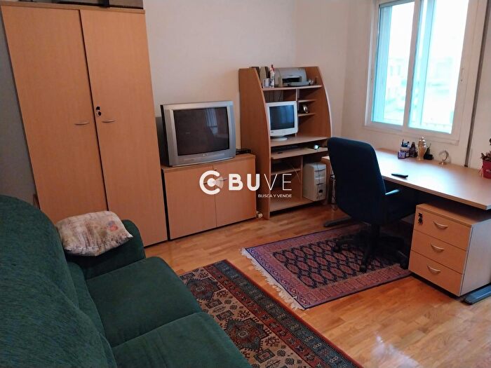 Piso en venta en Ventiun, Ourense Capital de 3 habitaciones