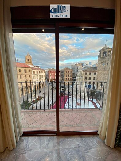 Casas en venta y pisos alquiler - 1