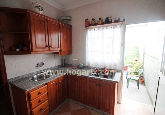 Casas en venta y pisos alquiler - 2