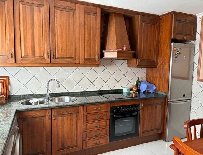 Casas en venta y pisos alquiler - 2