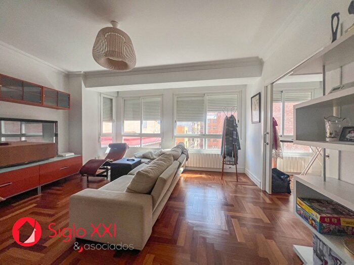 Casas en venta y pisos alquiler - 1
