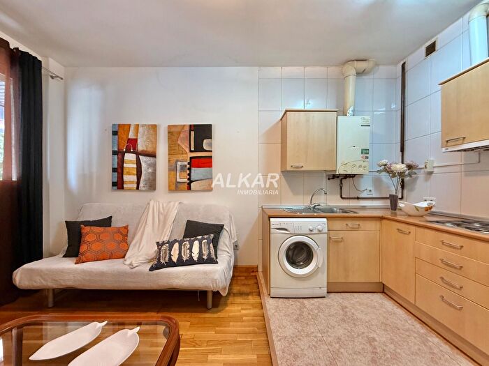 Casas en venta y pisos alquiler - 2