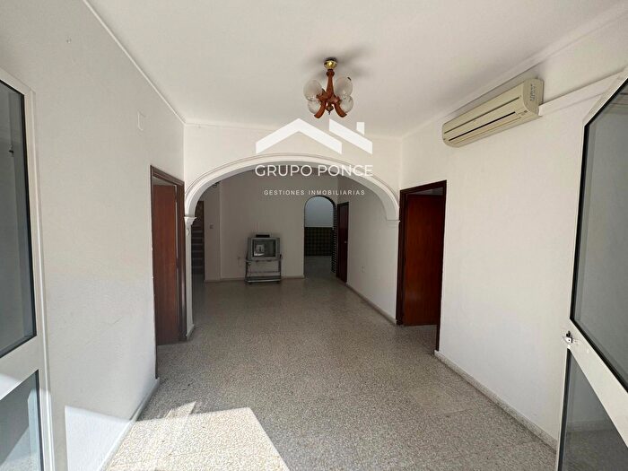 Casas en venta y pisos alquiler - 2