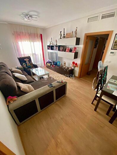 Casas en venta y pisos alquiler - 1