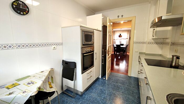 Casas en venta y pisos alquiler - 2