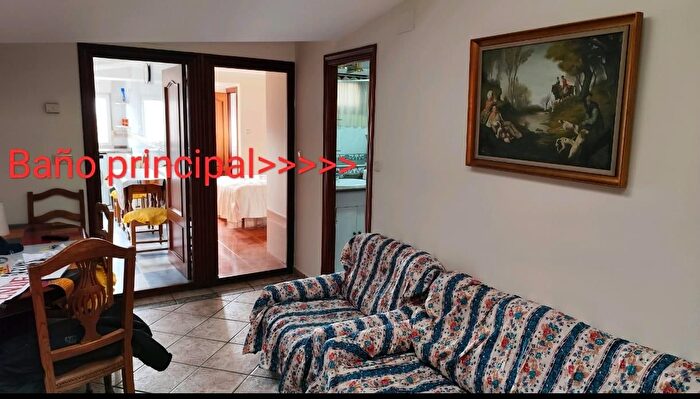 Casas en venta y pisos alquiler - 3