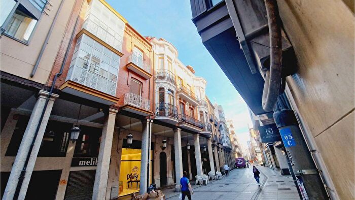 Casas en venta y pisos alquiler - 1