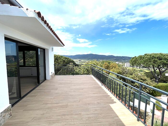 Casa en venta en Torre Valentina Mas Vilar de La Mutxada Treumal, Calonge i Sant Antoni de 3 habitaciones
