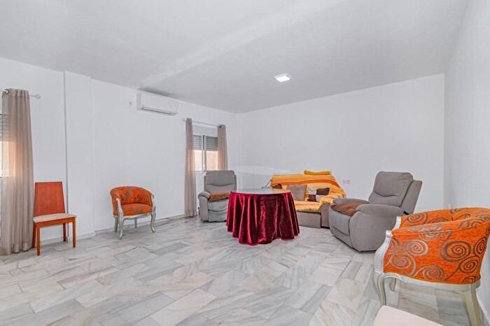 Casa en venta en Albolote, Granada de 3 habitaciones