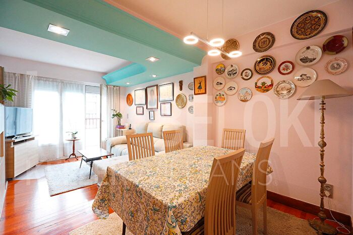 Casas en venta y pisos alquiler - 1
