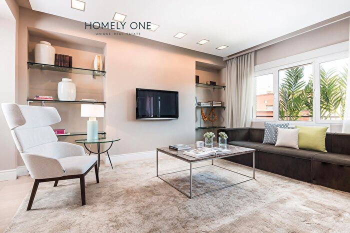Piso en alquiler en Barrio de Salamanca, Castellana de 4 habitaciones