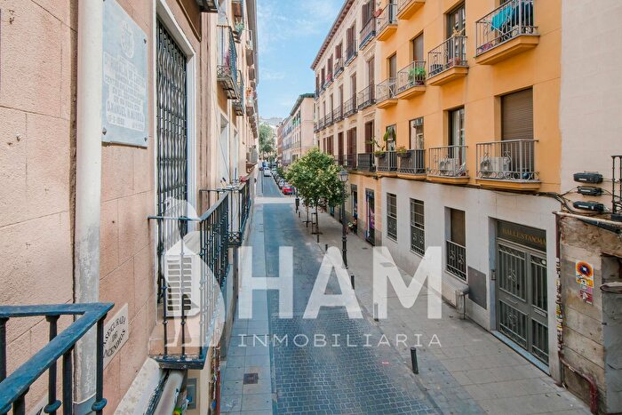 Casas en venta y pisos alquiler - 2