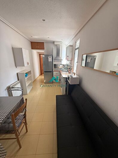 Casas en venta y pisos alquiler - 2