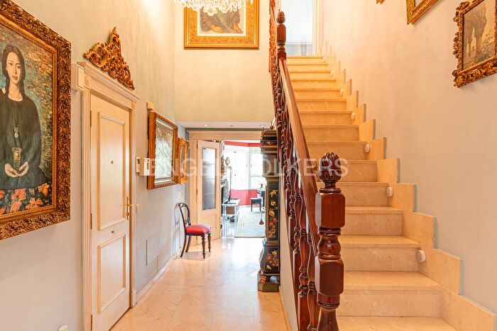 Casas en venta y pisos alquiler - 3