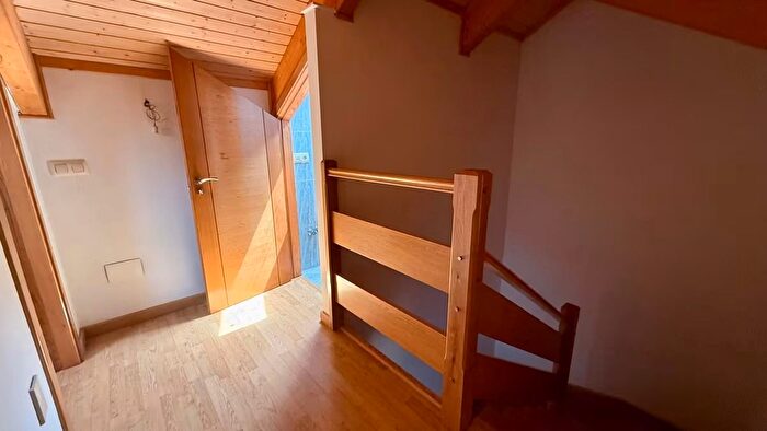 Casas en venta y pisos alquiler - 2