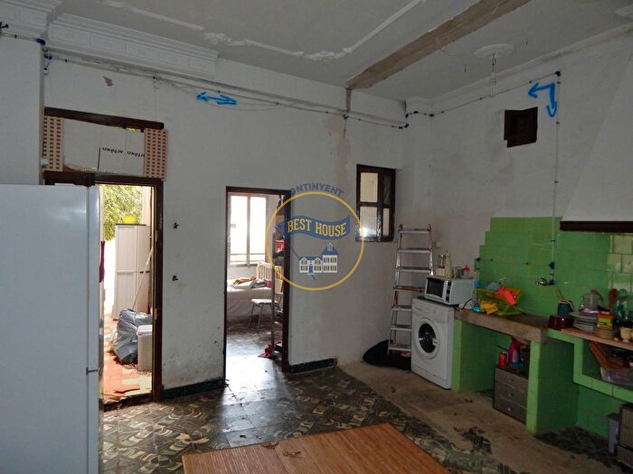 Casas en venta y pisos alquiler - 1